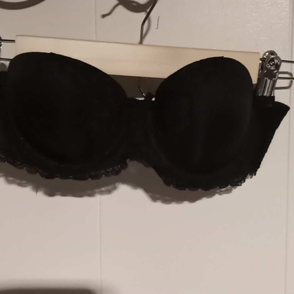 Victoria secret brand new strapless bra